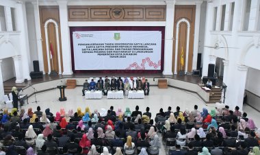 ASN Pemkot Sukabumi Terima Tanda Kehormatan Satyalancana Karya Satya