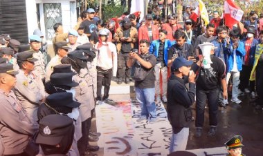 Kapolres Indramayu : Aksi Unjuk Rasa Mahasiswa Yang Tergabung Dalam Cipayung Plus  Berjalan Kondusif