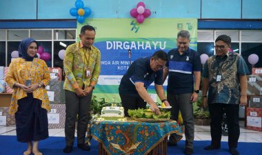 PJ Walikota Sukabumi Rayakan Hari Jadi Perumda Air Minum Tirta Bumi Wibawa Ke-49