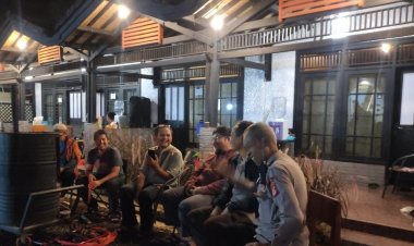 Antisipasi Gangguan Kamtibmas, Polsek Kadudampit Laksanakan Patroli Mobile