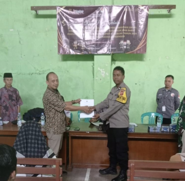 Bhabinkamtibmas Hadiri Rapat Pleno Terbuka Rekapitulasi Daftar Pemilih Hasil Pemutakhiran (DPHP) Pilkada Serentak 2024