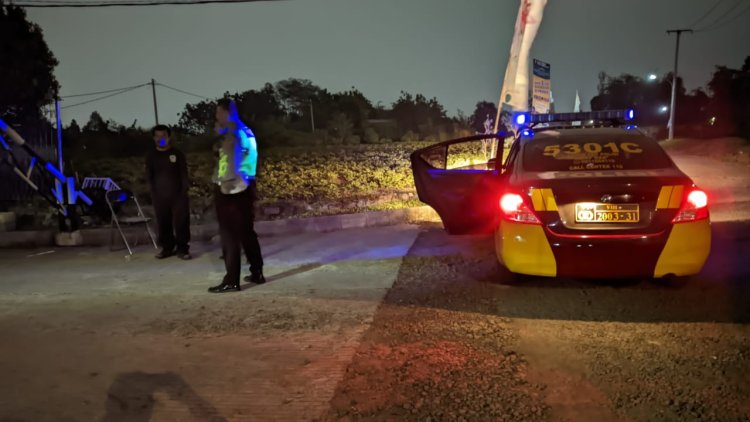 Polsek Cikole Laksanakan Giat Patroli Malam di Wilayahnya