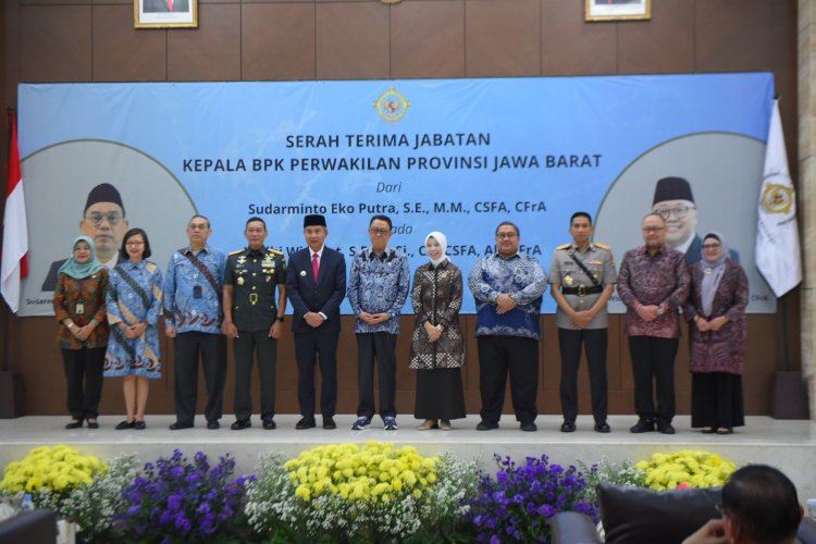 Penjabat Wali Kota Sukabumi Hadiri Serah Terima Jabatan Kepala Perwakilan BPK Provinsi Jawa Barat