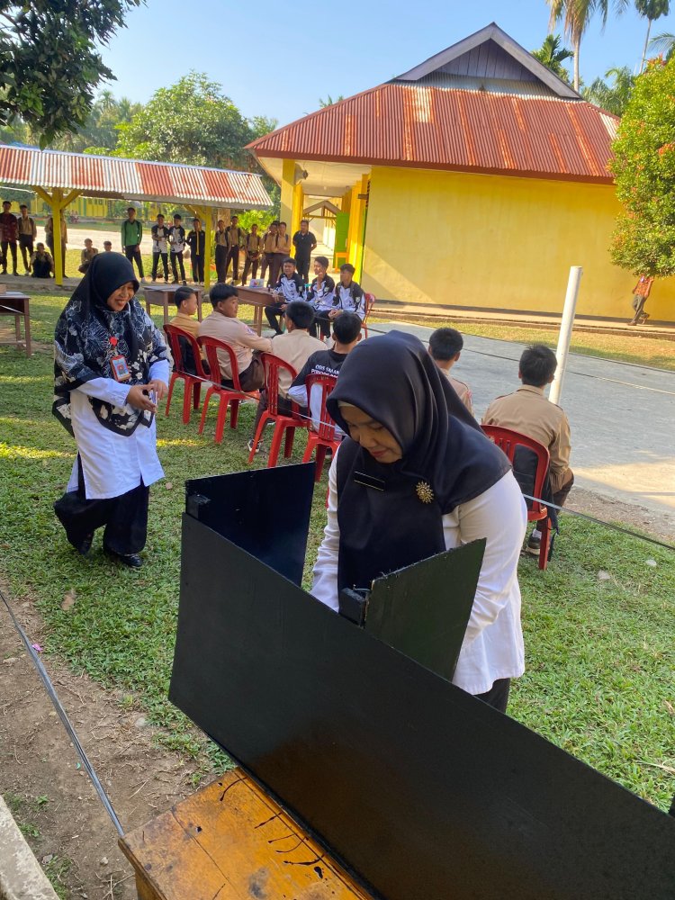 SMAN 4 Kabupaten Kaur Laksanakan Pemilihan Ketua OSIS, Contoh Demokrasi Yang Mendidik