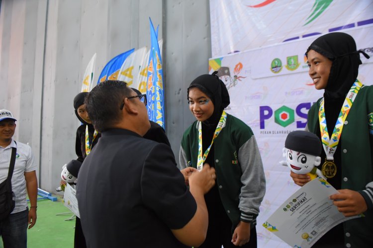 Penutupan Porseni Ponpes se Jabar 2024, Kota Sukabumi Raih Juara Umum