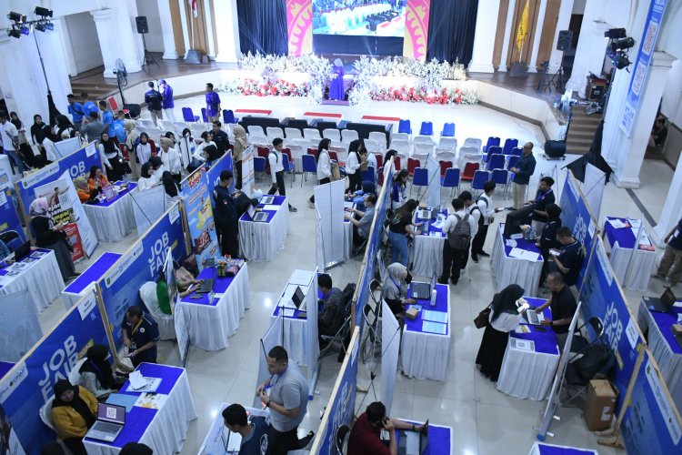 Disnaker Kota Sukabumi Gelar Jobfair 2024 di Gedung Juang 45