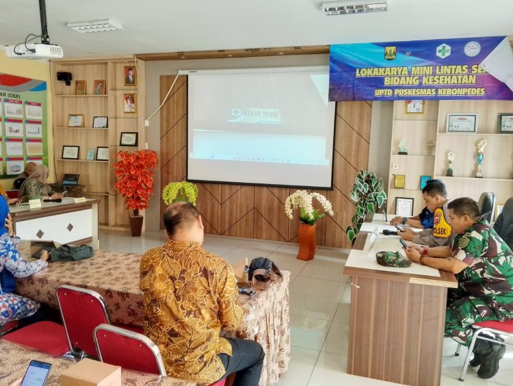 Kapolsek Kebonpedes Hadiri Lokakarya Mini Triwulan di Puskesmas Kebonpedes