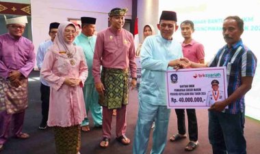 Dukung Pengembangan Ekonomi Daerah, Gubernur Kepri Beri Modal UMKM di Tanjungpinang