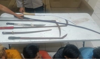 Polsek Cikarang Gagalkan Rencana Tawuran, Enam Pemuda Diamankan Bersama Sejumlah Sajam
