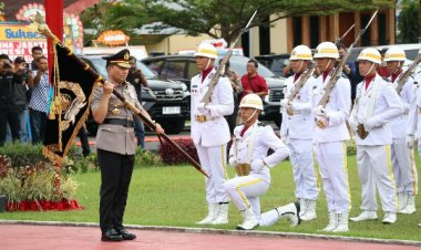 Irjen Pol Roycke Harry Langie Resmi Pimpin Polda Sulut, Usai Terima Pataka Maesa'an Waya