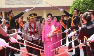 Kapolda Sulut Bersama Personelnya Lepas Kepergian Irjen Pol Yudhiawan