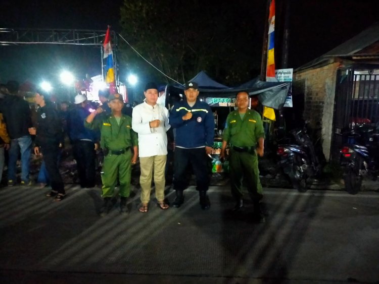 Polsek Kebonpedes Laksanakan Pengamanan Giat Warga di Desa Bojong Sawah