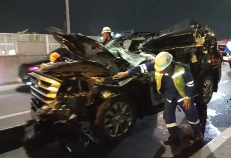 Kecelakaan Maut di Tol Makassar, Mobil Owner Pallubasa Serigala Hancur, Dua Nyawa Melayang