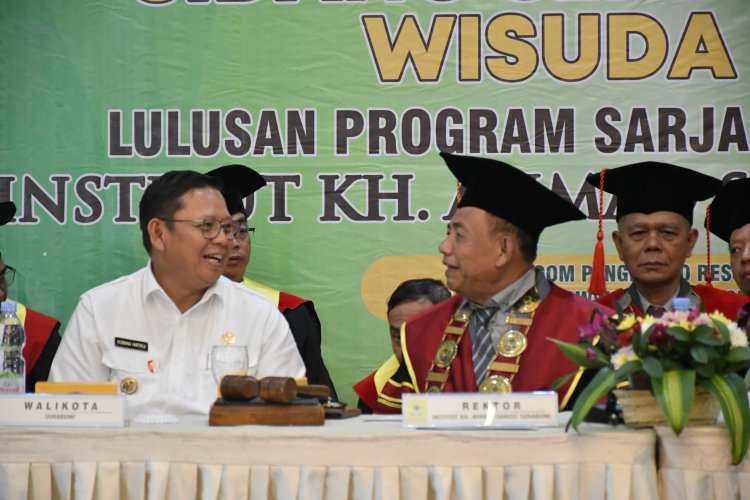 Pj Wali Kota Sukabumi Hadiri Wisuda ke-XXXI Institut KH Ahmad Sanusi