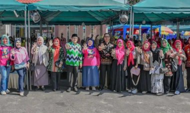 Wali Kota Metro Resmikan Bazar UMKM dan Buka Lomba Cerdas Cermat