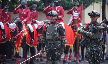 Polri Gladi Bersih Apel Gelar Pasukan Pengamanan Pelantikan Presiden