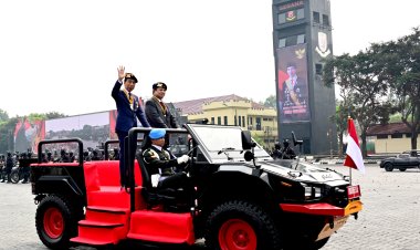 Presiden Jokowi Hadiri Apel Kesiapan Pengamanan Pelantikan Presiden dan Wakil Presiden 2024