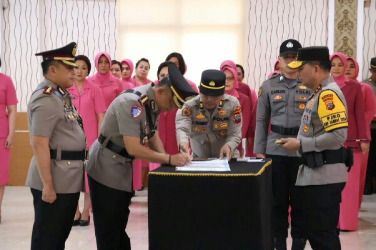 Sertijab 4 PJU dan 1 Kapolres di Polda Sulut, ini Daftarnya