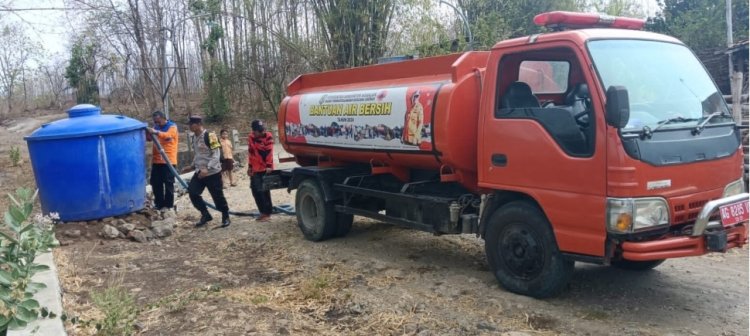 Polres Nganjuk Gandeng BPBD Salurkan Bantuan Air Bersih