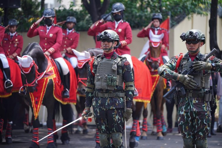 Polri Gladi Bersih Apel Gelar Pasukan Pengamanan Pelantikan Presiden