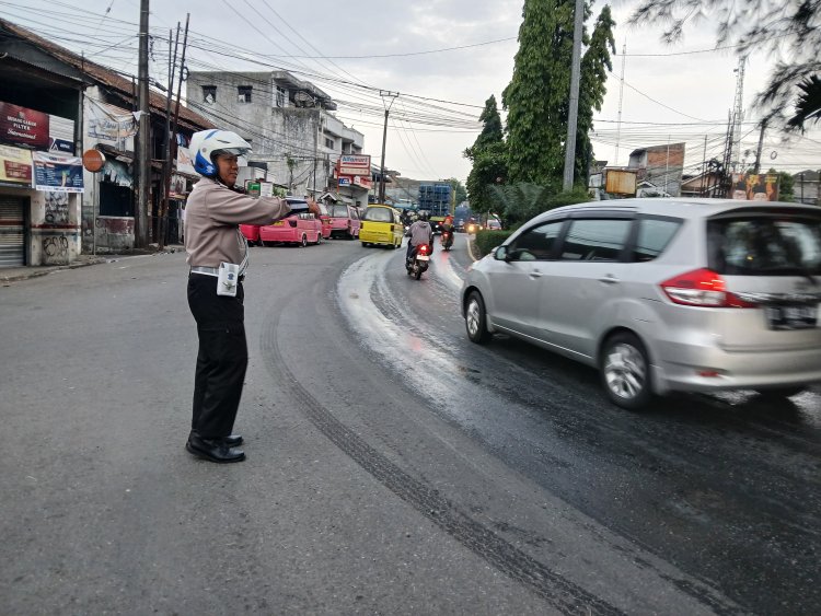 Wujudkan Kamseltibcar Lantas, Polsek Sukaraja Gelar Gatur Lalin