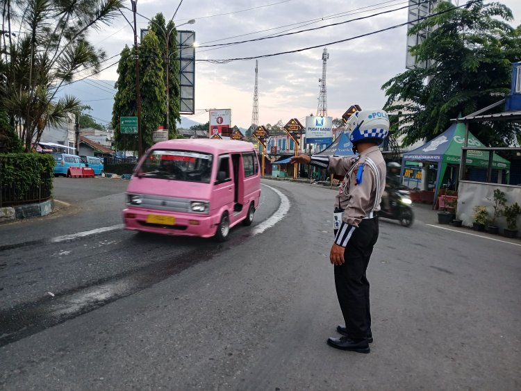 Wujudkan Kamseltibcar Lantas, Polsek Sukaraja Gelar Gatur Lalin