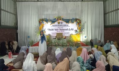 Ratusan Warga Antusias Hadiri Peringatan Maulid Nabi Muhammad SAW di Desa Semplak