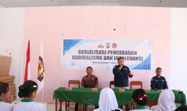 Humas Polda Sulut Ajak Pelajar SMK Negeri 6 Manado Cegah Radikalisme dan Intoleransi