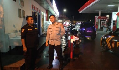 Unit Samapta Polsek Cikole Laksanakan Patroli Dialogis, Berikan Pembinaan Kepada Anggota Satpam