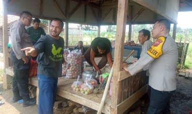 Kapolsek Kebonpedes Laksanakan Patroli Dialogis, Jamin Kondusifitas Kamtibmas Jelang Pilkada 2024