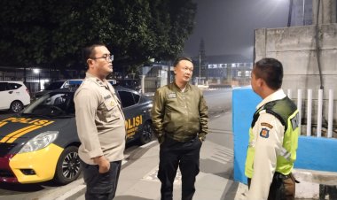 Wujudkan Kamtibmas Aman Kondusif, Unit Samapta Polsek Cikole Gelar Patroli Malam Hari