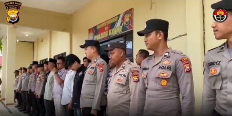 Penguatan SDM, Polres Kaur Laksanakan Binrohtal Kepada Personil