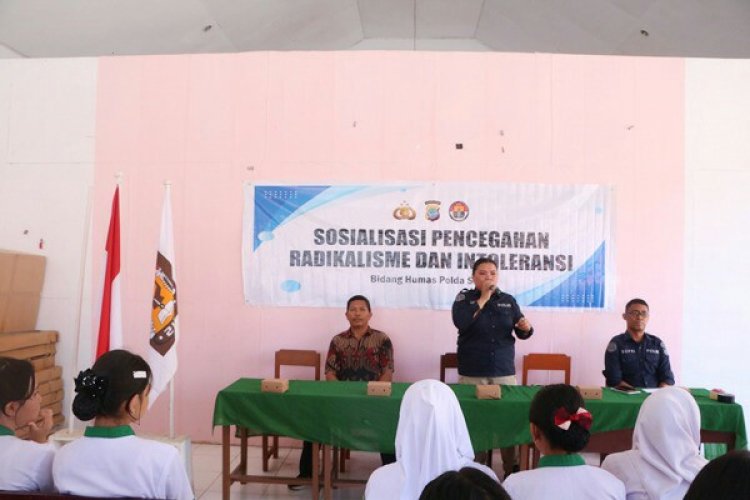 Humas Polda Sulut Ajak Pelajar SMK Negeri 6 Manado Cegah Radikalisme dan Intoleransi