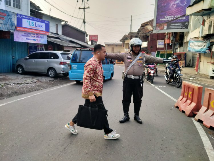 Wujudkan Kamseltibcar Lantas Aman Kondusif,  Polsek Sukaraja Rutin Laksanakan Gatur Lalin