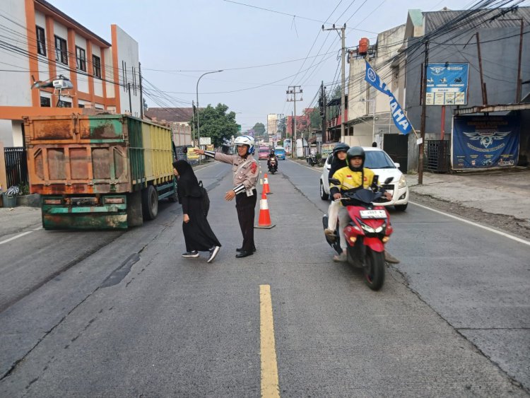 Wujudkan Kamseltibcar Lantas Aman Kondusif,  Polsek Sukaraja Rutin Laksanakan Gatur Lalin