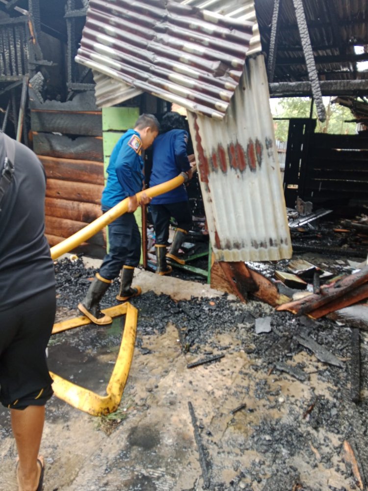 Si Jago Merah Ngamuk, Sebuah Bangunan Sekolah Nyaris Ludes