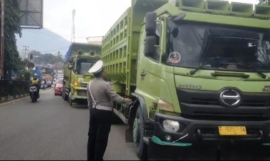 Jelang Libur Natal dan Tahun Baru, Arus Lalu Lintas di Sukabumi Alami Peningkatan