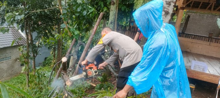 Akibat Curah Hujan Cukup Tinggi,Terjadi Tanah Longsor di Kecamatan Sukaraja