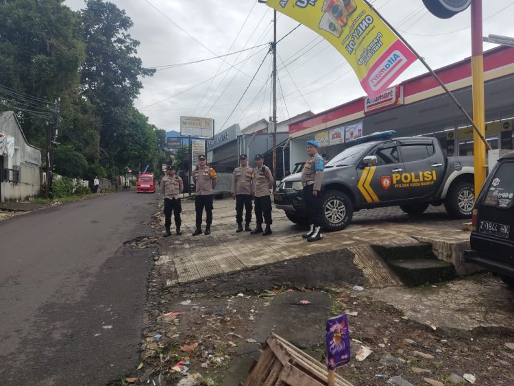 Polsek Kebonpedes Gelar Patroli Sebagai Upaya Preventif, Antisipasi Gangguan Kamtibmas