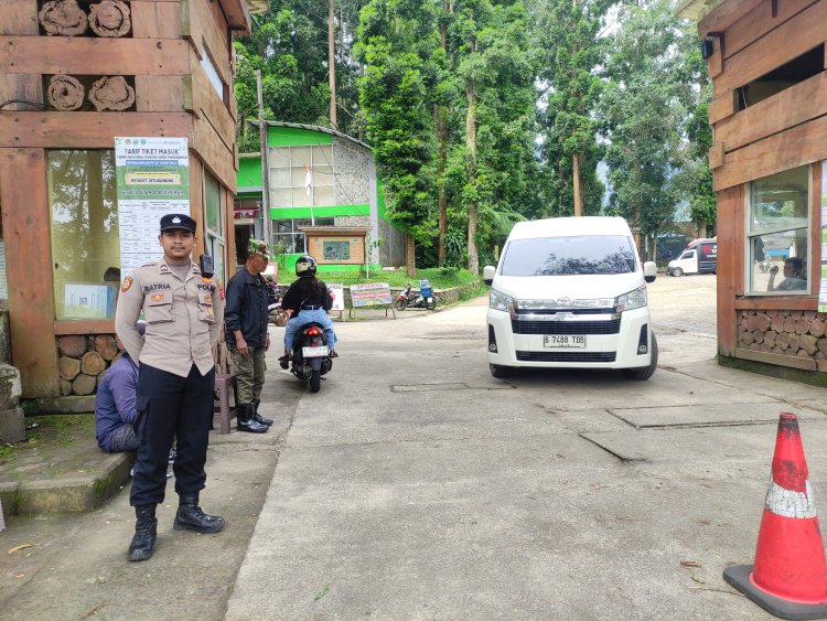 Wujudkan Rasa Nyaman Bagi Wisatawan, Polsek Kadudampit Gelar Patroli ke Objek Wisata