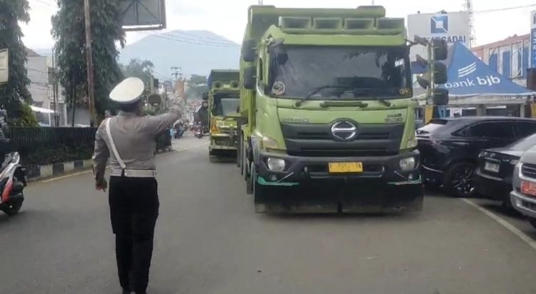 Jelang Libur Natal dan Tahun Baru, Arus Lalu Lintas di Sukabumi Alami Peningkatan