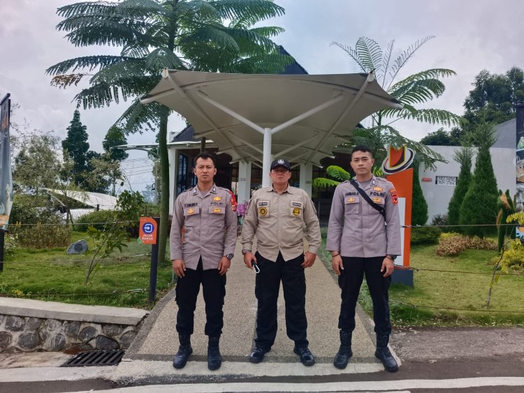 Wujudkan Kamtibmas Aman Kondusif, Polsek Sukaraja Tingkatkan Patroli Objek Wisata Jelang Libur Natal dan Tahun Baru.