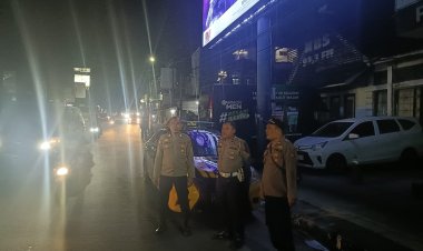 Cegah Gangguan Kamtibmas, Polsek Cikole Tingkatkan Patroli Malam