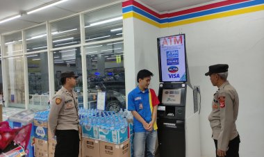 Antisipasi Terjadinya Kejahatan, Polsek Kadudampit Tingkatkan Patroli Perbankan
