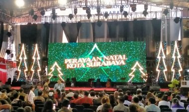 Kerukunan Warnai Perayaan Natal Kota Surabaya di Balai Kota