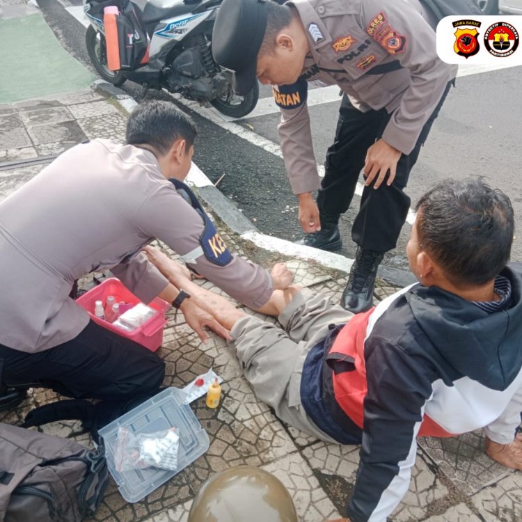 Sigap! Dokkes Polres Ciamis Beri Penanganan Medis Kepada Korban Laka Lantas