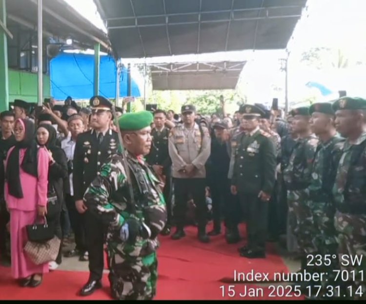 Kapolres  Pimpin Upacara Pemakaman Jenazah Bupati Kabupaten Kaur Secara Militer