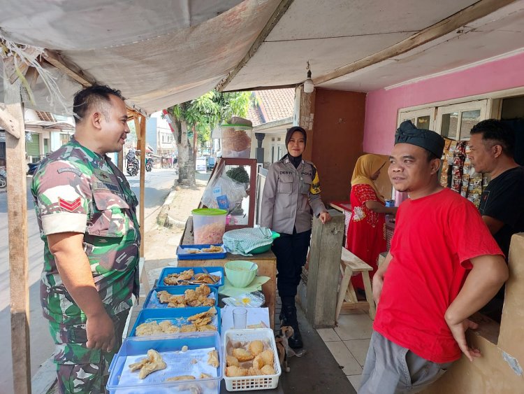 Wujud Nyata Kedekatan Polri Dengan Masyarakat, Bhabinkamtibmas Sambangi Warga