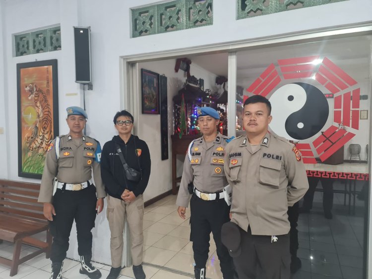 Pastikan Keamanan Jelang Perayaan Imlek,Polsek Warudoyong Monitoring di Vihara