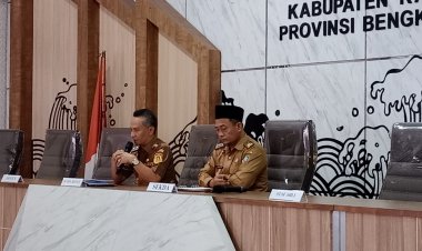 Perdana Ngantor, Wakil Bupati Kaur Pimpin Rapat Persiapan Sertijab